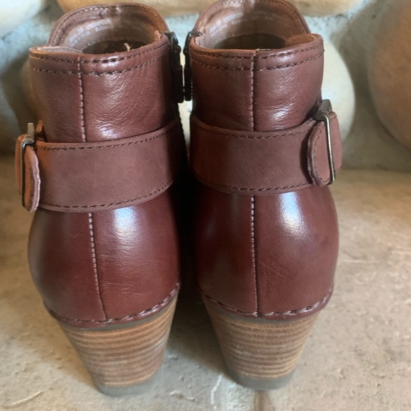 Dansko Shirley Boots - Picture 4 of 8